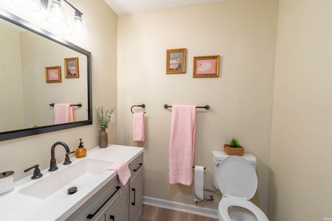 Tiny photo for 9290 S County Road 200 W, Muncie, IN 47302 (MLS # 202631353)