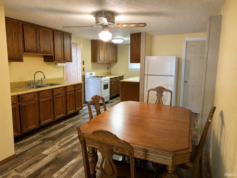 Tiny photo for 6694 N Harris Loop Road, Monon, IN 47959 (MLS # 202627865)