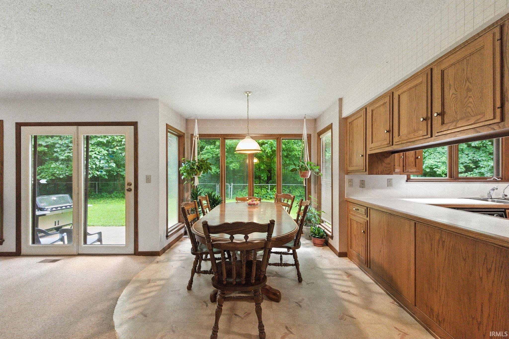 West Lafayette, Indiana 47906, United States, 3 Bedrooms Bedrooms, ,3 BathroomsBathrooms,Residential,Active,184739