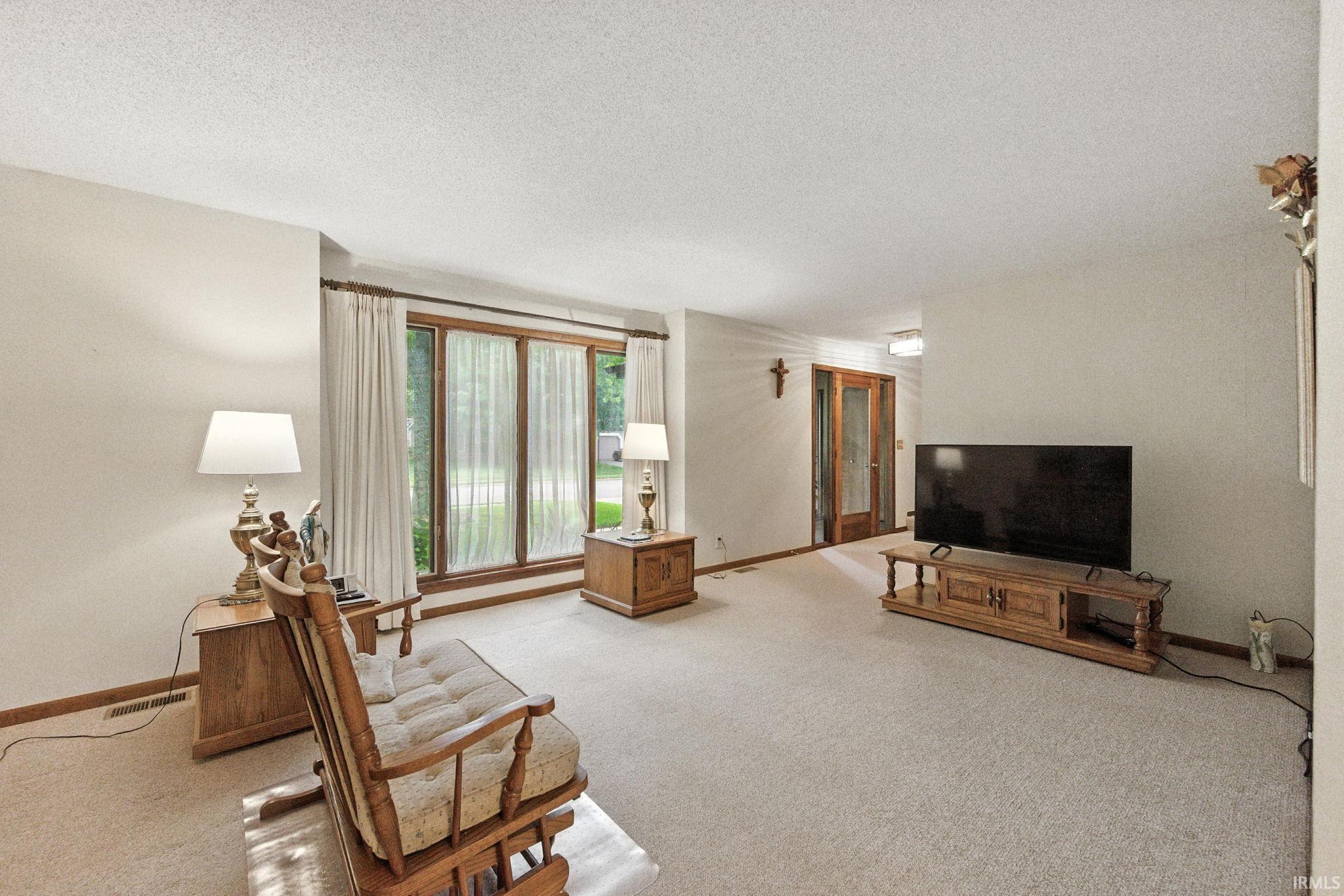 West Lafayette, Indiana 47906, United States, 3 Bedrooms Bedrooms, ,3 BathroomsBathrooms,Residential,Active,184739