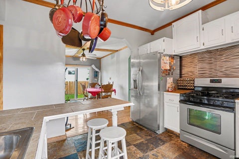 Tiny photo for 939 E 4th Street, Mishawaka, IN 46544 (MLS # 202623304)