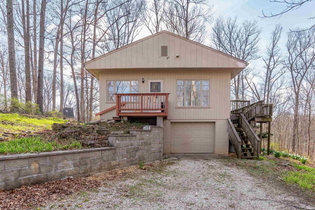 Photo of 645 W Sylvan Lane, Bloomington, IN 47404 (MLS # 202611720)