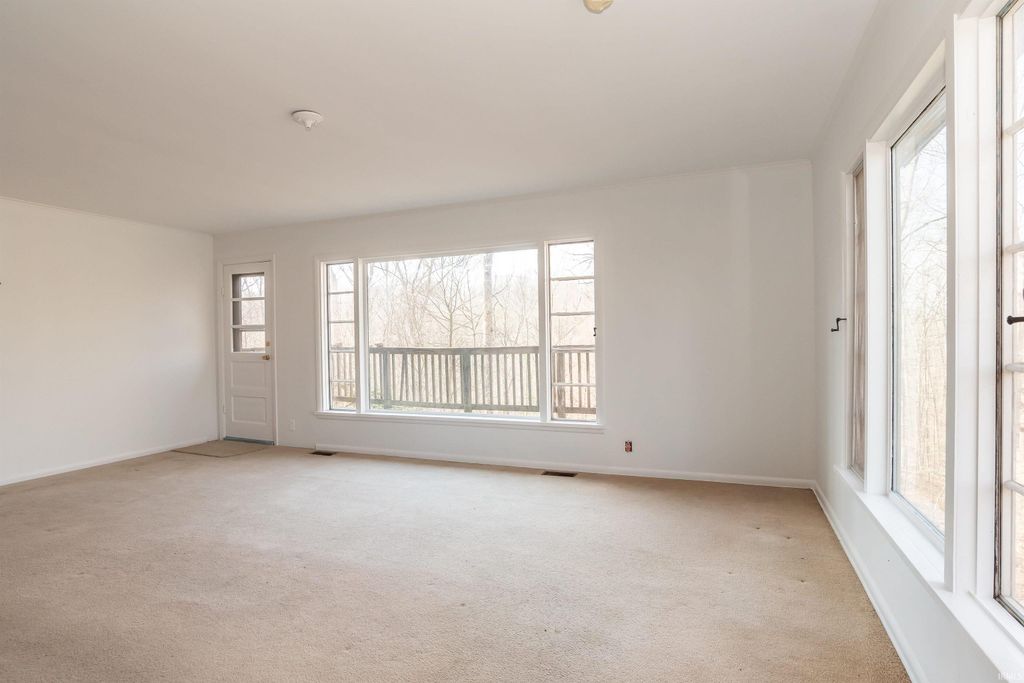 Photo of 645 W Sylvan Lane, Bloomington, IN 47404 (MLS # 202611720)