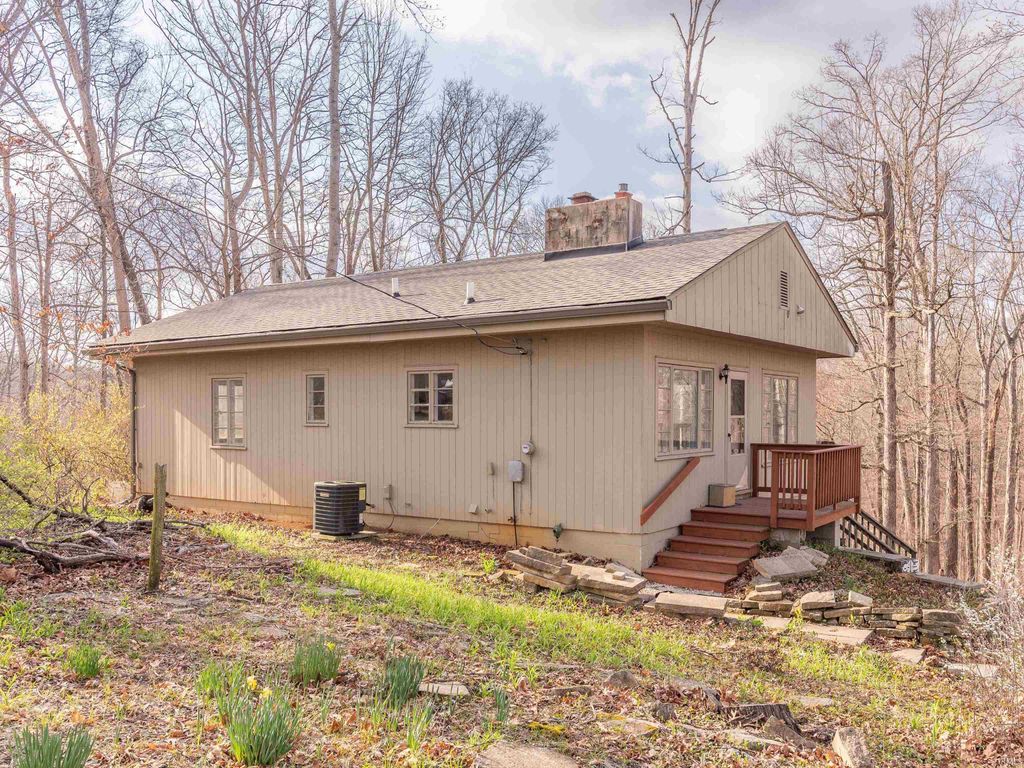 Photo of 645 W Sylvan Lane, Bloomington, IN 47404 (MLS # 202611720)