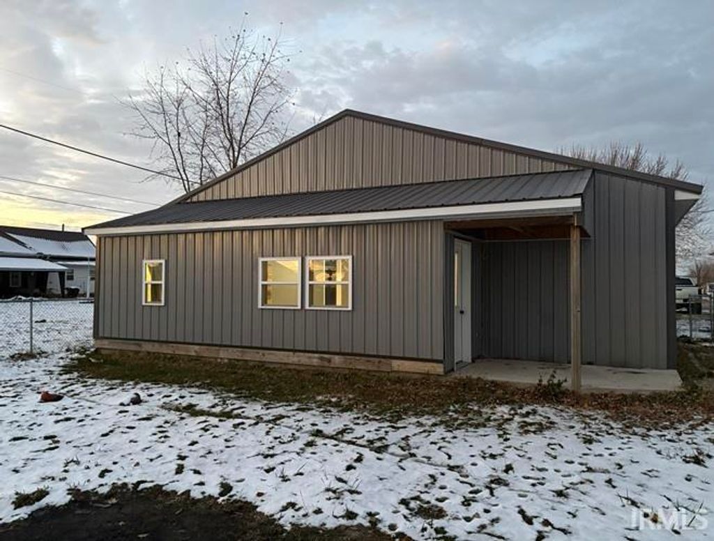 Photo of 207 E Walnut Street, Bryant, IN 47326 (MLS # 202545669)