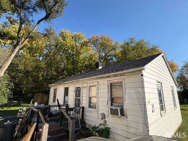 Photo of 2422 Hendricks Street, Anderson, IN 46016 (MLS # 202644571)