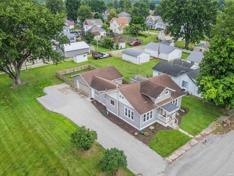 Tiny photo for 5909 N Lincoln Street, Uniondale, IN 46791 (MLS # 202626891)