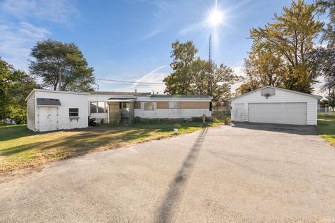 Photo of 6737 N 300 E, Monon, IN 47959 (MLS # 202544064) Photo of 6737 N 300 E, Monon, IN 47959 (MLS # 202544064)