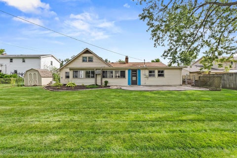 Tiny photo for 3427 Amulet Drive, Fort Wayne, IN 46815 (MLS # 202640047)