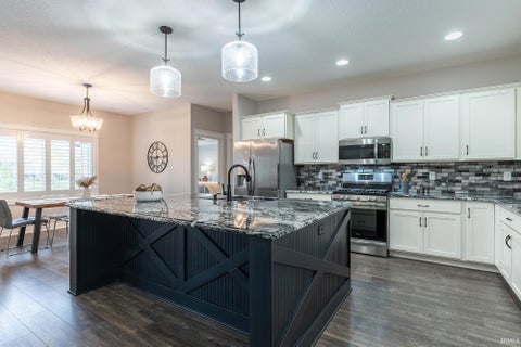 Tiny photo for 12953 Passerine Boulevard, Fort Wayne, IN 46845 (MLS # 202640389)