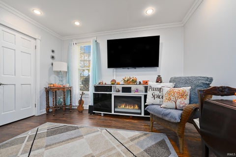 Tiny photo for 416 W Walnut Street, Portland, IN 47371 (MLS # 202644828)