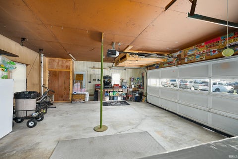 Tiny photo for 416 W Walnut Street, Portland, IN 47371 (MLS # 202644828)