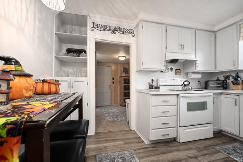 Tiny photo for 416 W Walnut Street, Portland, IN 47371 (MLS # 202644828)