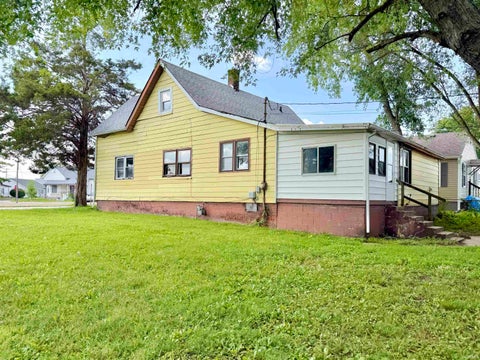 Tiny photo for 710 Miller Avenue, Shelbyville, IN 46176 (MLS # 202628832)