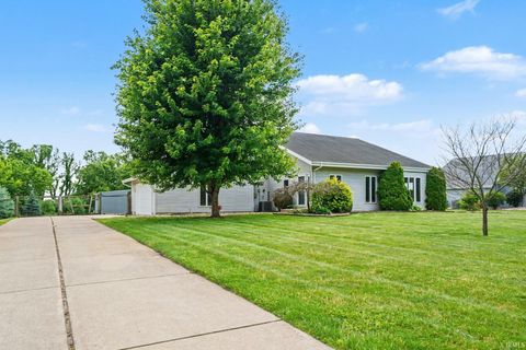 Tiny photo for 12080 Covered Wagon Court, Granger, IN 46530 (MLS # 202625455)