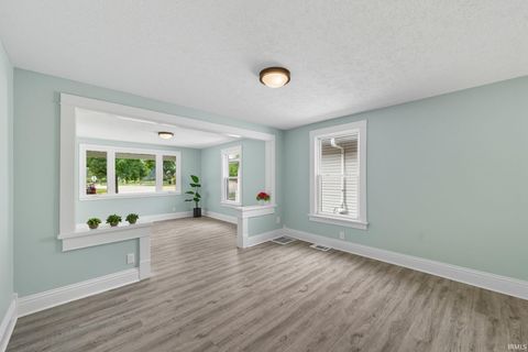 Tiny photo for 403 Park Avenue, Lafayette, IN 47904 (MLS # 202538656)