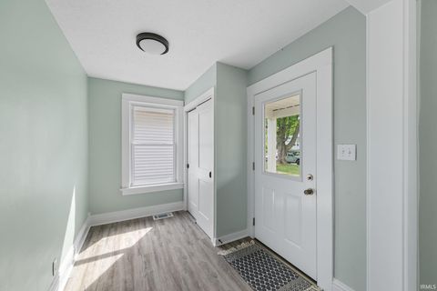 Tiny photo for 403 Park Avenue, Lafayette, IN 47904 (MLS # 202538656)