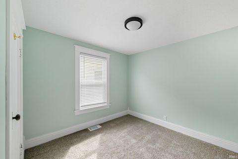 Tiny photo for 403 Park Avenue, Lafayette, IN 47904 (MLS # 202538656)