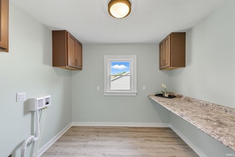 Tiny photo for 403 Park Avenue, Lafayette, IN 47904 (MLS # 202538656)