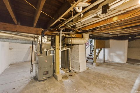Tiny photo for 403 Park Avenue, Lafayette, IN 47904 (MLS # 202538656)