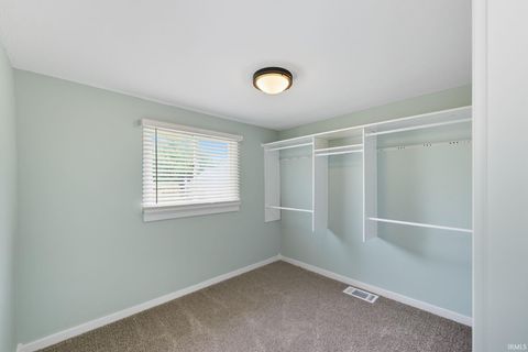 Tiny photo for 403 Park Avenue, Lafayette, IN 47904 (MLS # 202538656)