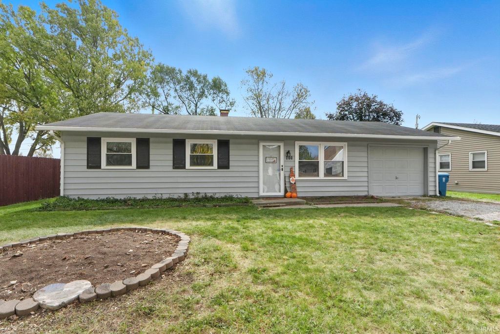 Photo of 411 Sara Drive, New Haven, IN 46774 (MLS # 202542991)