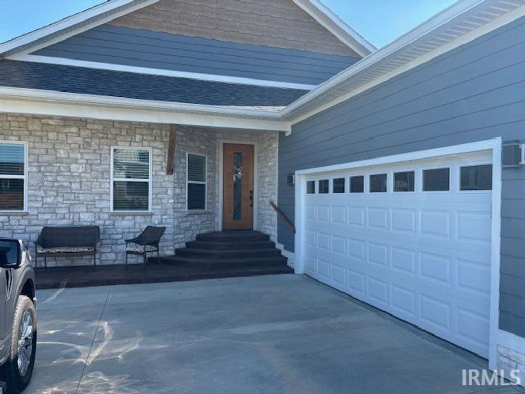 Photo of 810 Spyglass Hill Drive, Bedford, IN 47421 (MLS # 202615029)