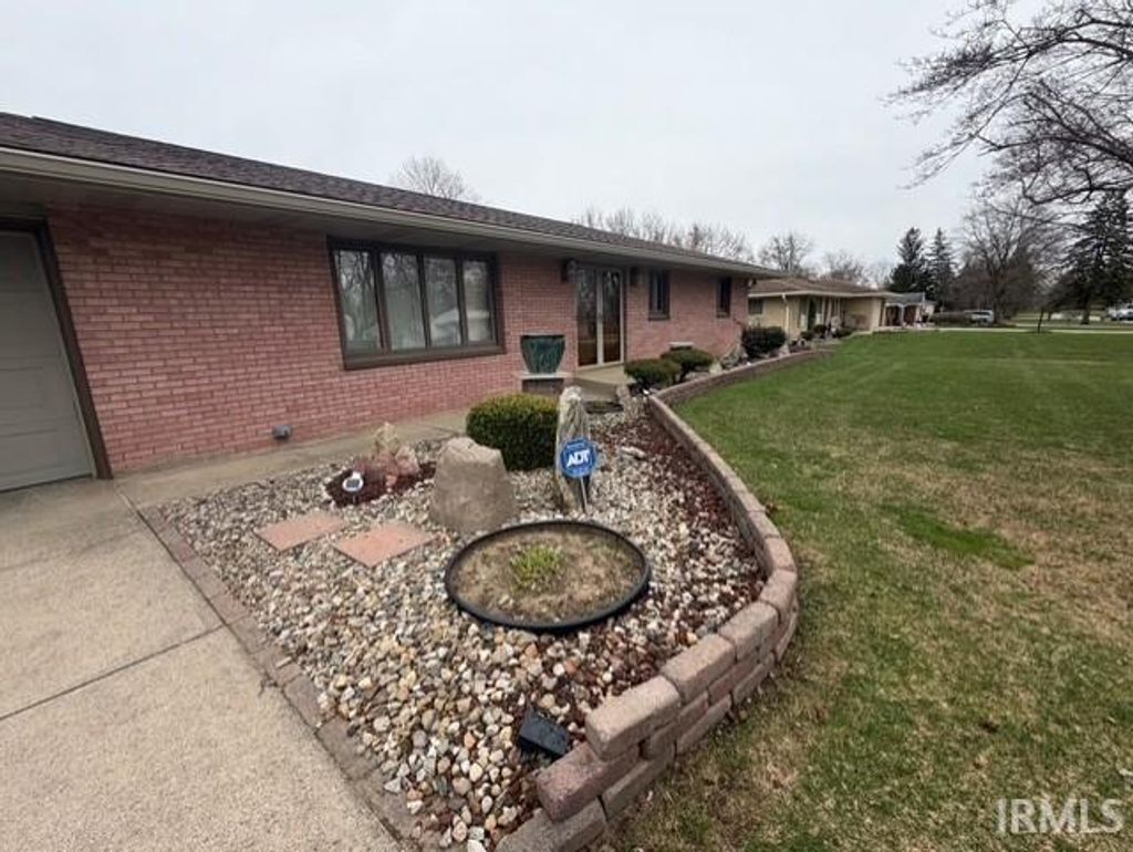 Photo of 52040 Patricia Lane, South Bend, IN 46628 (MLS # 202608490)