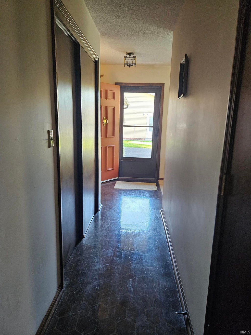 Photo of 1521 Yorkshire Dr DR, Decatur, IN 46733 (MLS # 202642361)