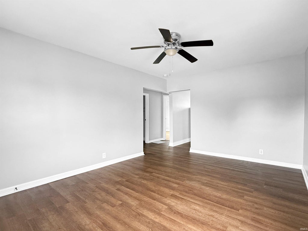 Photo of 3022 N Fulton Avenue, Evansville, IN 47710 (MLS # 202627152)