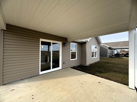 Tiny photo for 2477 Schick Drive, Kokomo, IN 46902 (MLS # 202443413)