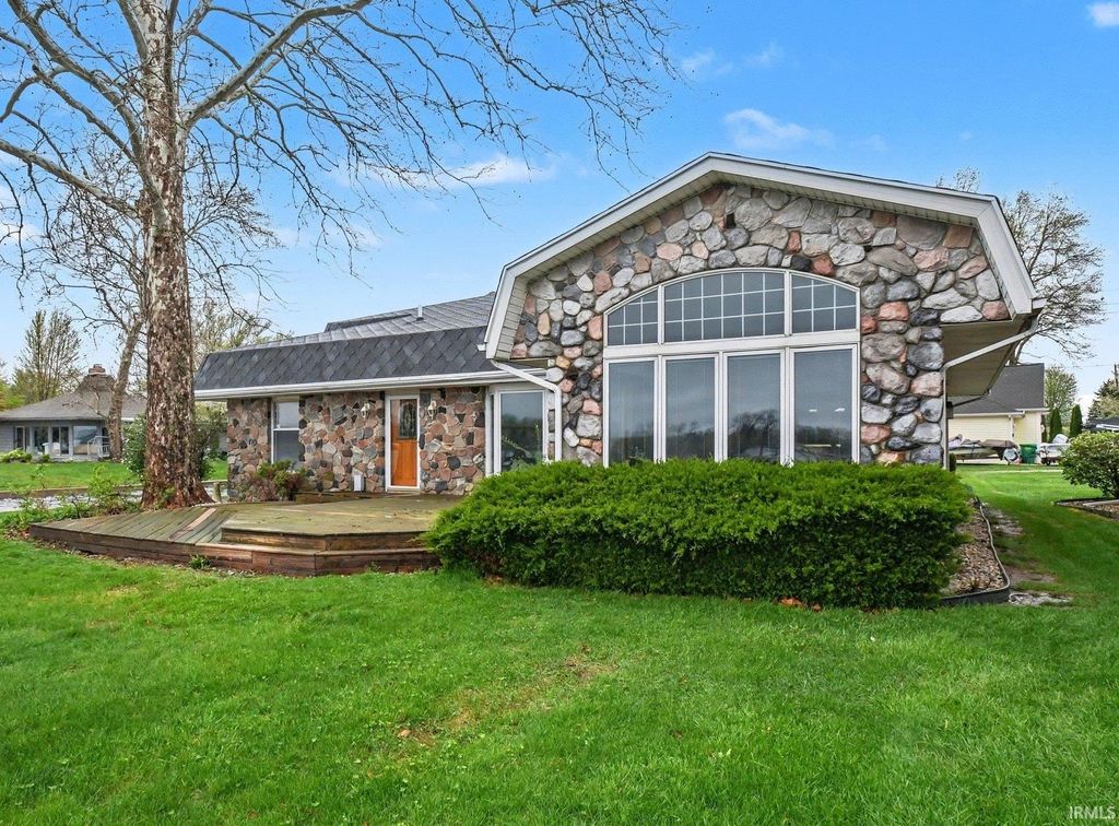 Photo of 3121 Sea Lane, Bremen, IN 46506 (MLS # 202614119)