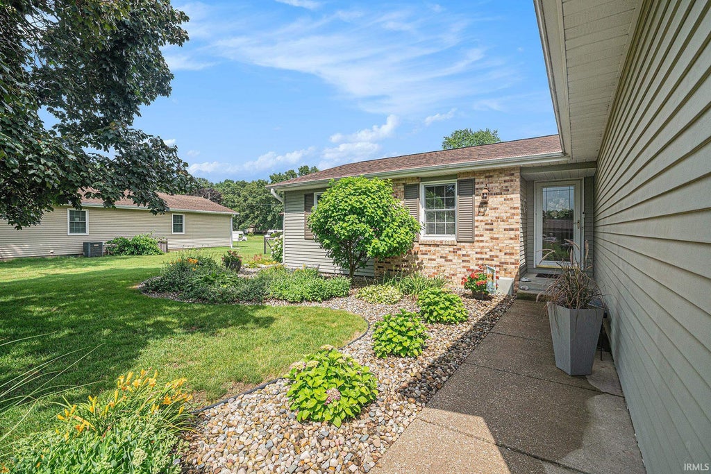 Photo of 53840 Kershner Lane, Elkhart, IN 46514 (MLS # 202632358)