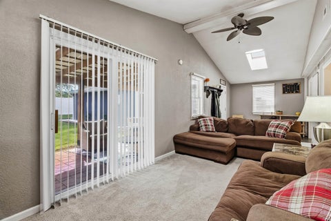 Tiny photo for 914 N Oxford Drive, Marion, IN 46952 (MLS # 202643699)