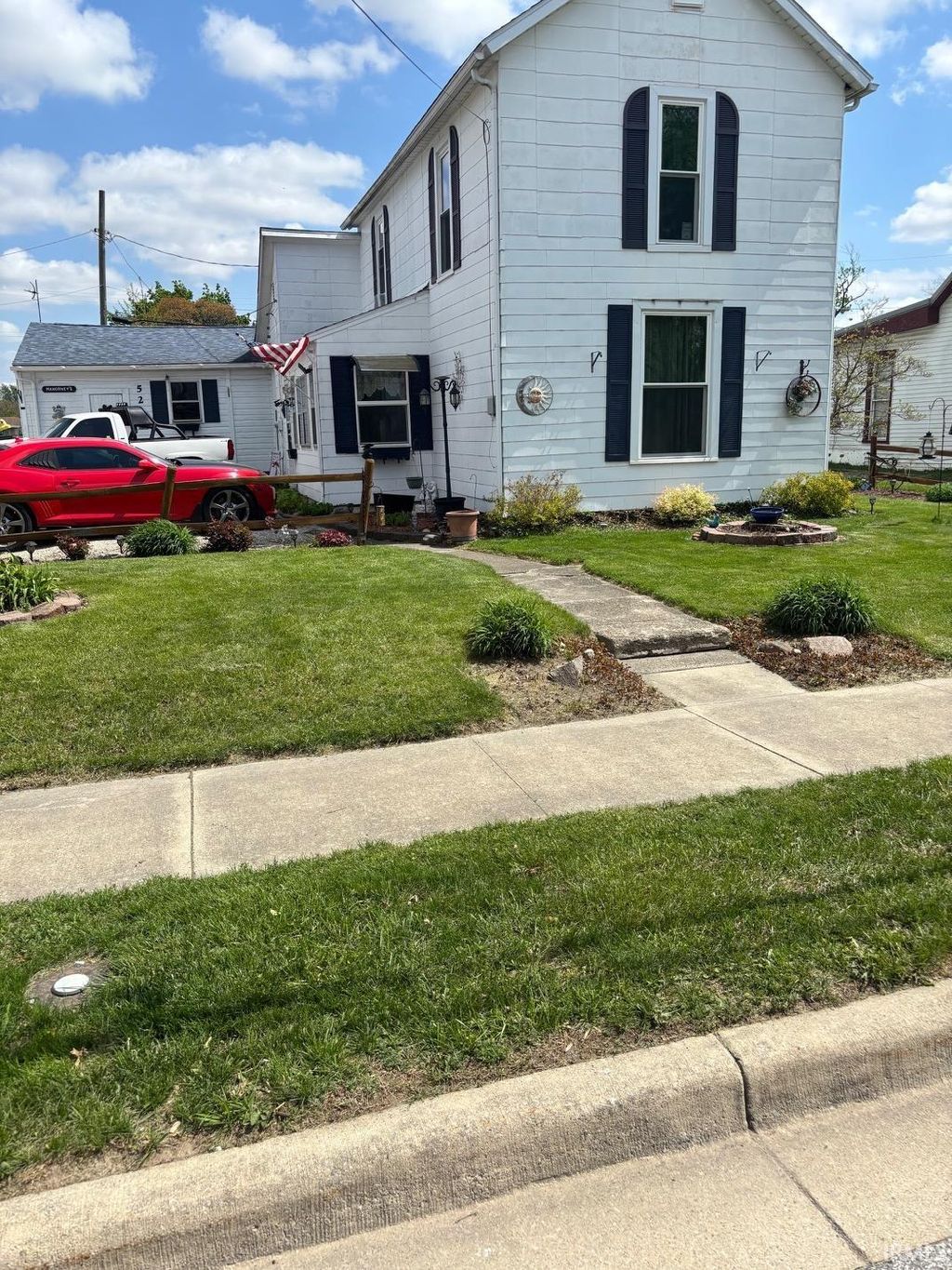 Photo of 523 S Main Street, Montpelier, IN 47359 (MLS # 202614353)