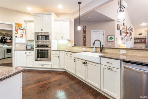Tiny photo for 1528 S Coleman Court, Bloomington, IN 47401 (MLS # 202643712)