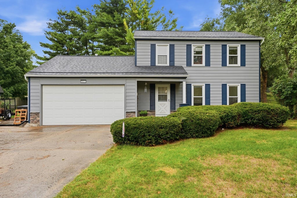 Photo of 9911 Jamaica Drive, Fort Wayne, IN 46825 (MLS # 202636313)