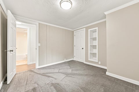 Tiny photo for 7700 W Cornbread Road, Yorktown, IN 47396 (MLS # 202629359)