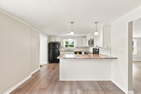 Tiny photo for 7700 W Cornbread Road, Yorktown, IN 47396 (MLS # 202629359)
