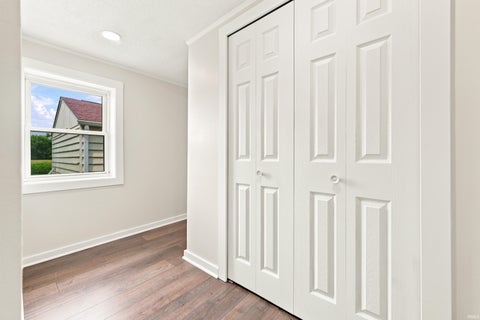 Tiny photo for 7700 W Cornbread Road, Yorktown, IN 47396 (MLS # 202629359)