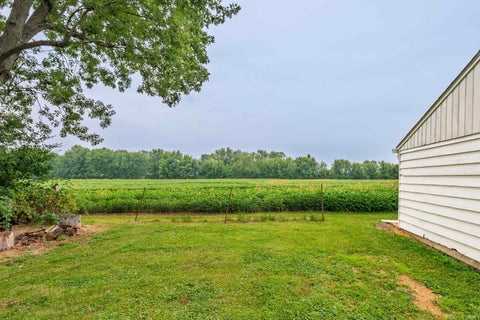Tiny photo for 7700 W Cornbread Road, Yorktown, IN 47396 (MLS # 202629359)