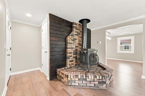 Tiny photo for 7700 W Cornbread Road, Yorktown, IN 47396 (MLS # 202629359)