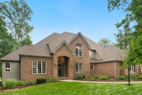 Photo of 11120 Creekwood Court, Fort Wayne, IN 46818 (MLS # 202628321)
