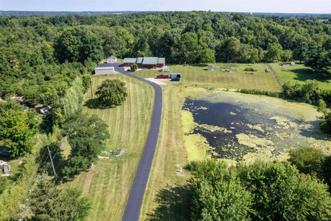 Tiny photo for 606 W Markle Road, Huntington, IN 46750 (MLS # 202632647)