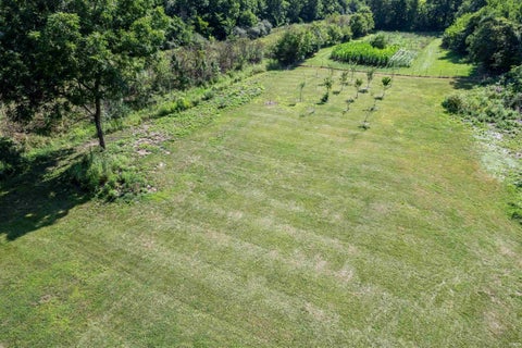 Tiny photo for 606 W Markle Road, Huntington, IN 46750 (MLS # 202632647)