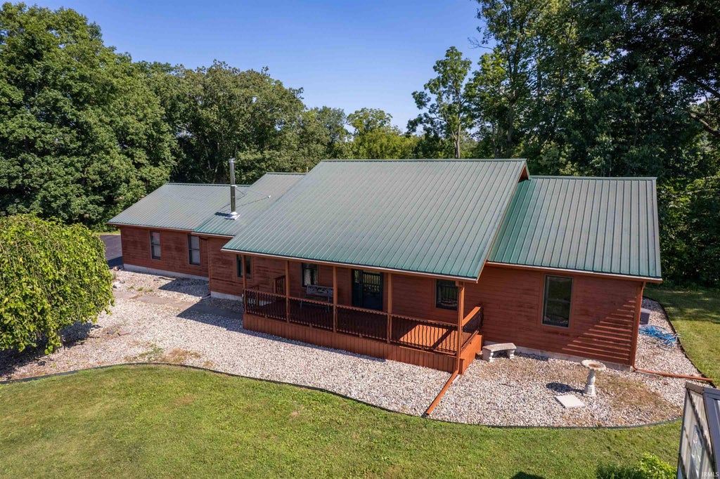 Photo of 606 W Markle Road, Huntington, IN 46750 (MLS # 202632647)