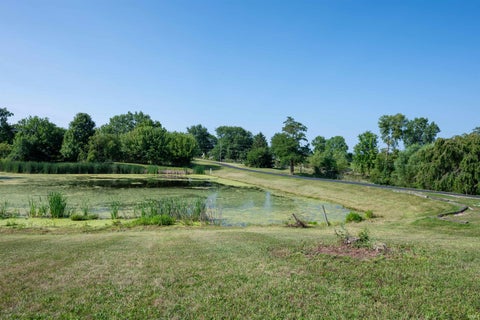 Tiny photo for 606 W Markle Road, Huntington, IN 46750 (MLS # 202632647)