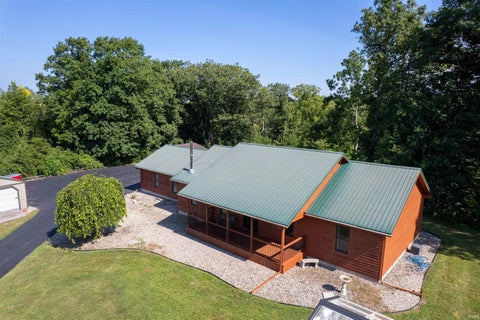 Tiny photo for 606 W Markle Road, Huntington, IN 46750 (MLS # 202632647)
