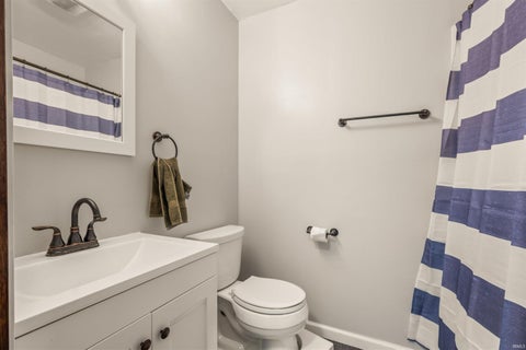 Tiny photo for 606 W Markle Road, Huntington, IN 46750 (MLS # 202632647)