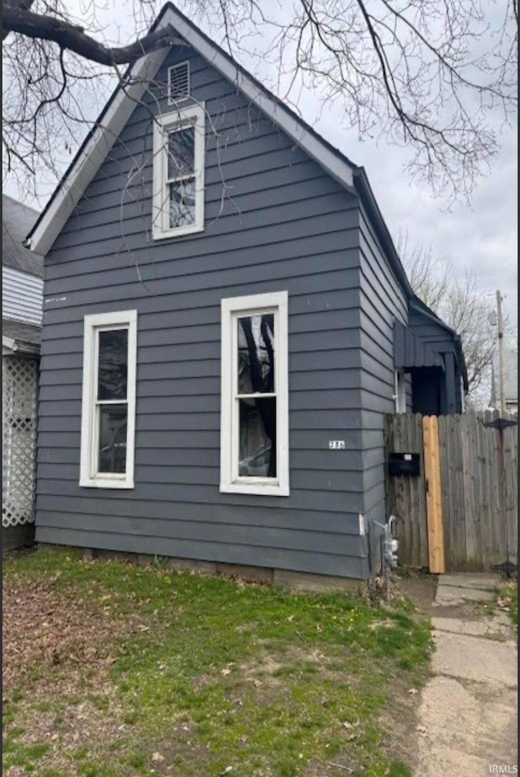 Photo of 216 E Maryland Street, Evansville, IN 47711 (MLS # 202609694)